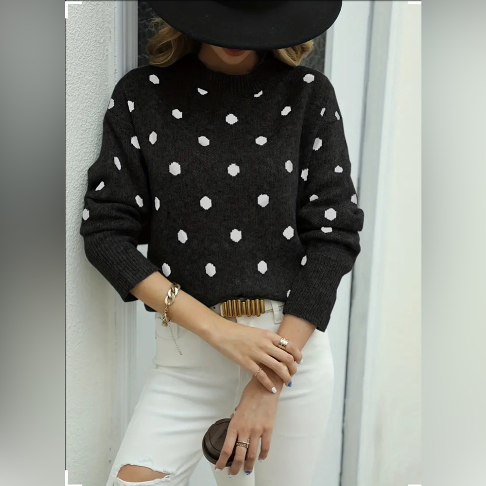 Brand New Polka Dot Lightweight knitted Sweater